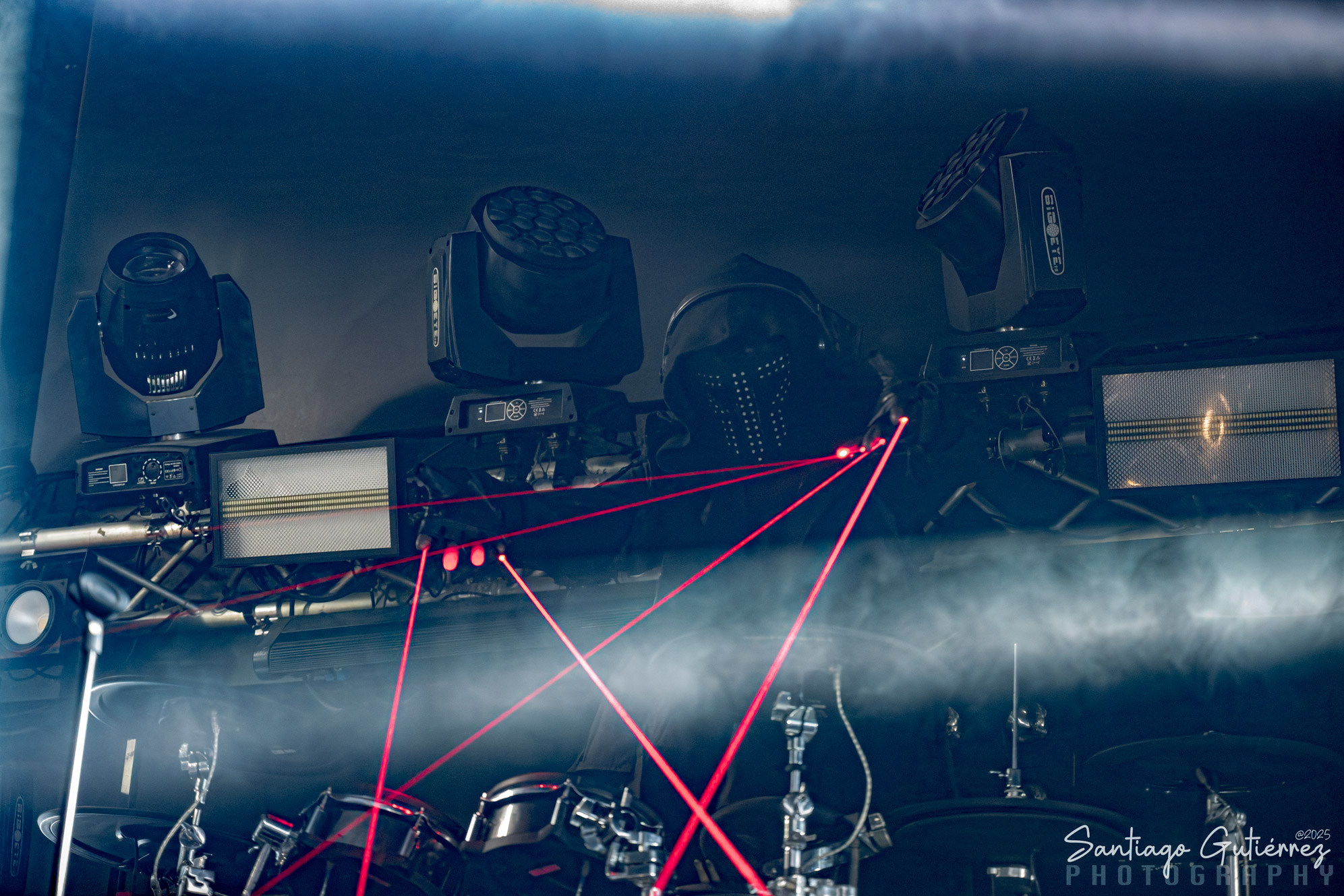 Smash Into Pieces 2025